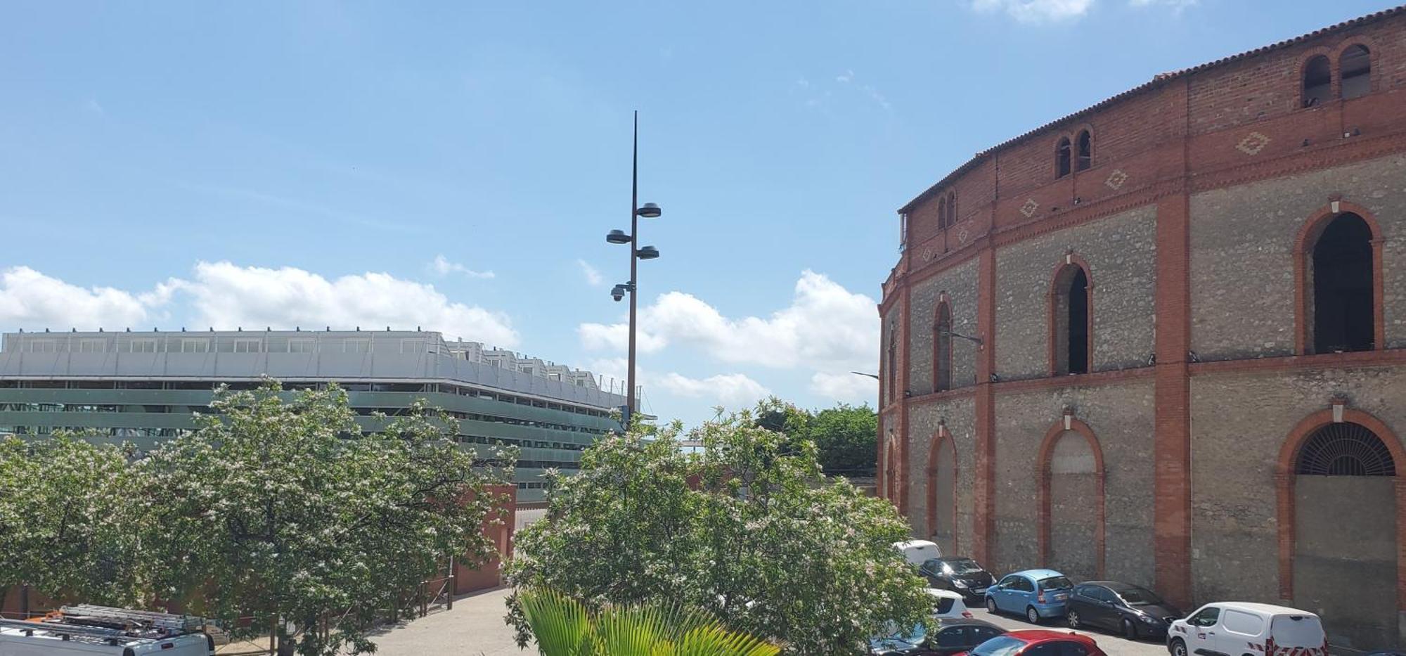 Les Arenes Wi-Fi Climatisation Jardin Netflix 10 Mn Coeur De Ville Béziers Dış mekan fotoğraf